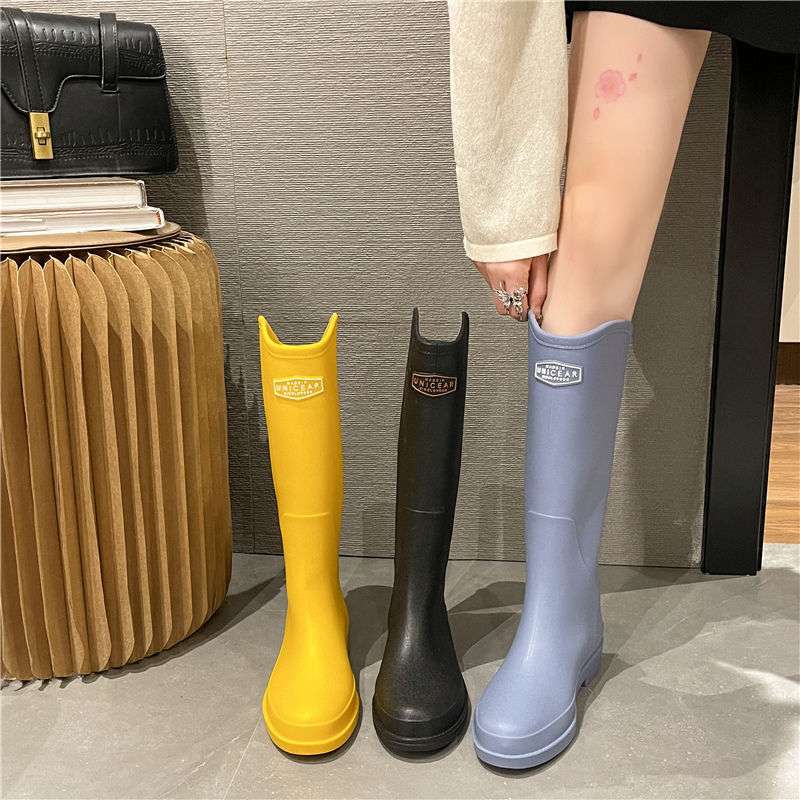 女性用もこもこ防寒レインブーツ長靴