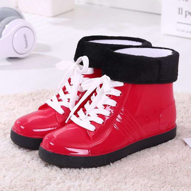 レディース雨靴 光沢防水紐付きショート丈レインブーツ