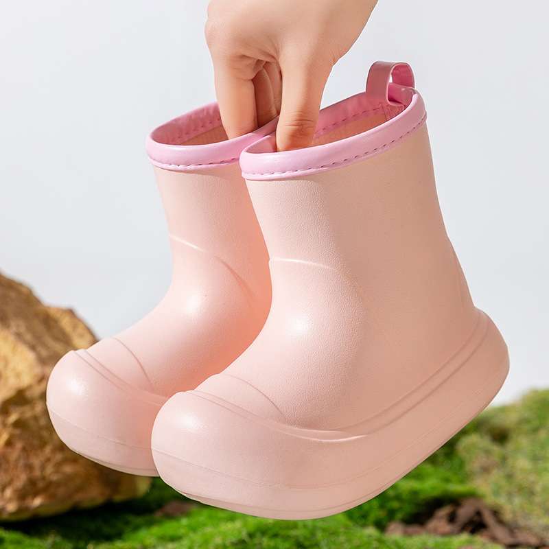レインブーツ 女性用短丈長靴 雨の日をおしゃれに歩ける防水靴 ショート