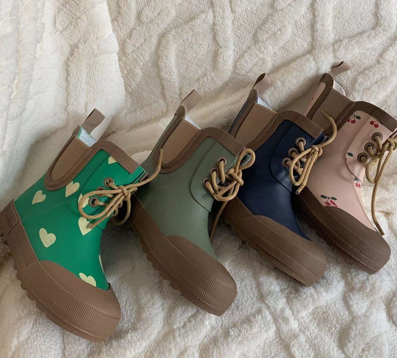 レインブーツキッズ編み上げデザイン