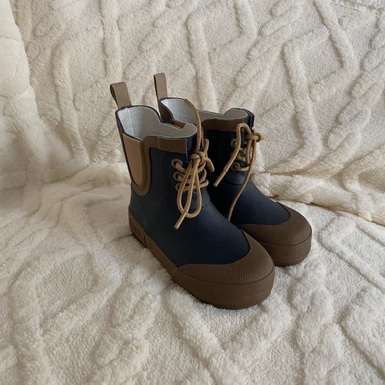 レインブーツキッズ編み上げデザイン