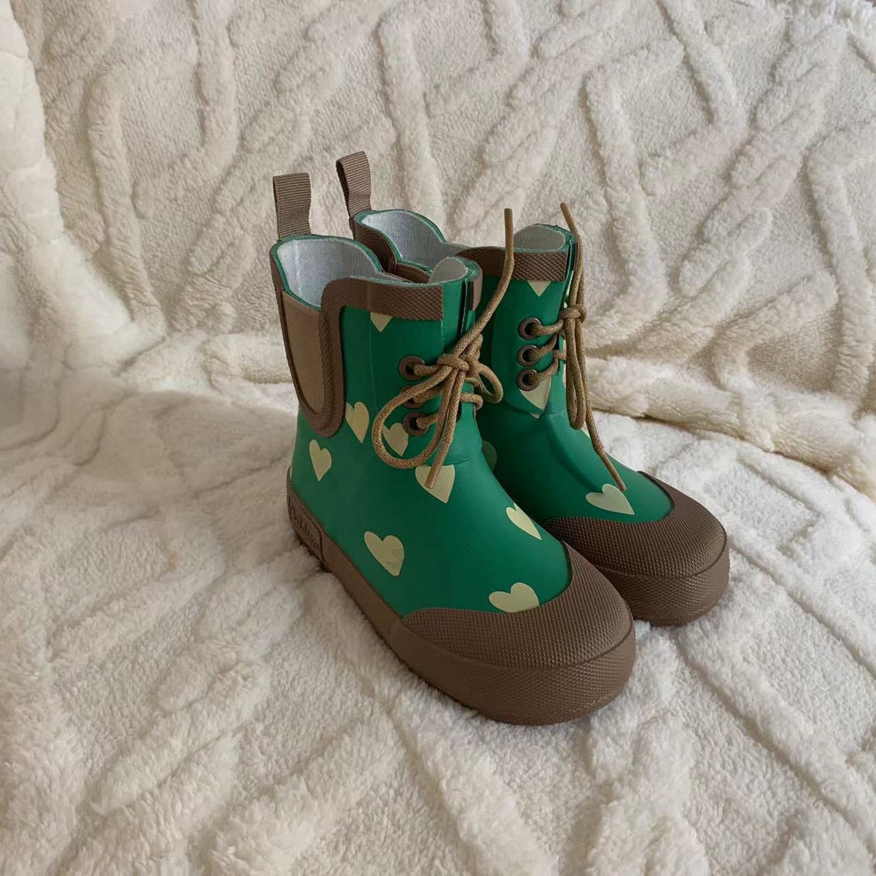 レインブーツキッズ編み上げデザイン